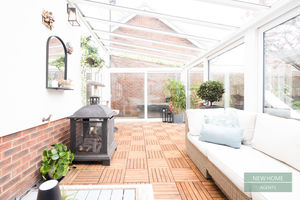 Photo 25- click for photo gallery